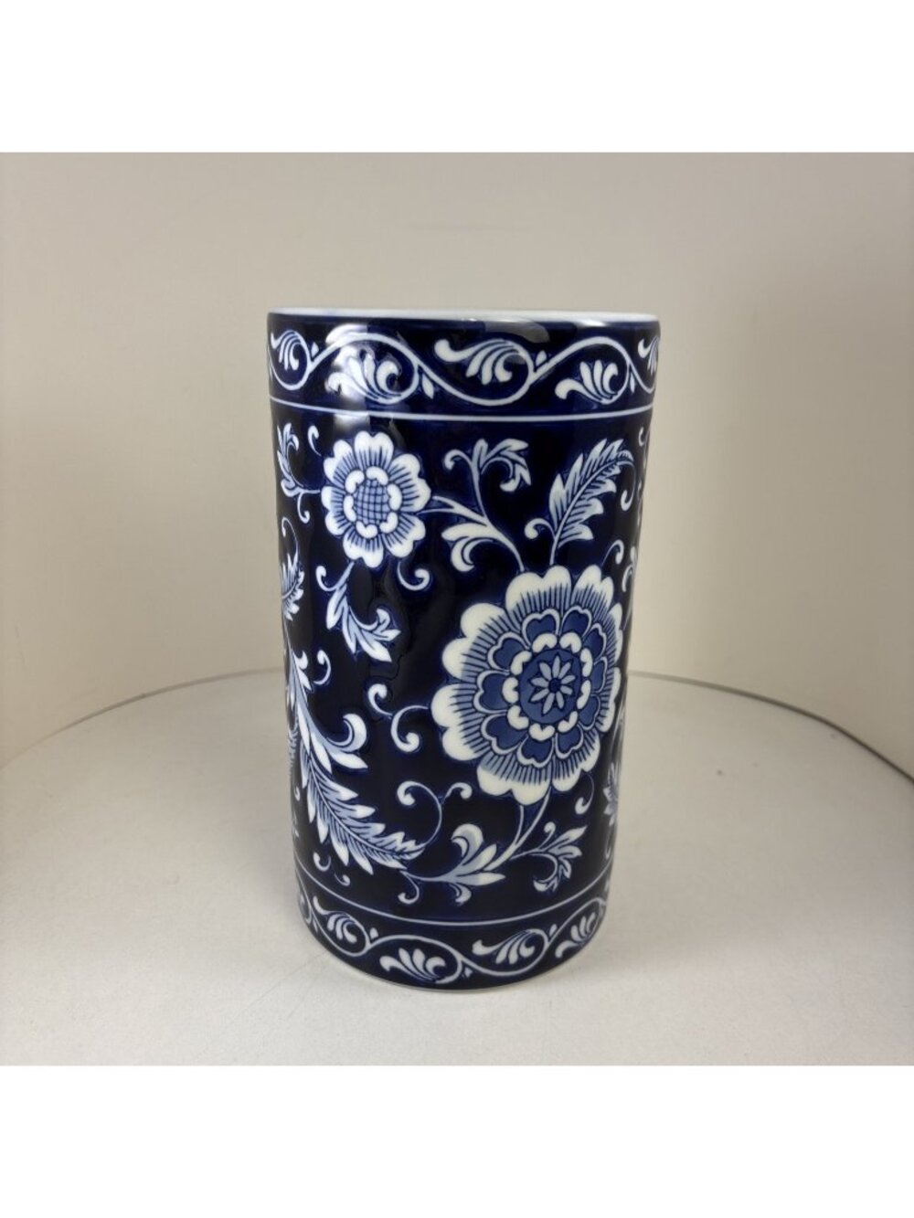GORGEOUS blue/white Pier 1 Imports Mandarin porcelain utensil holder (or vase)